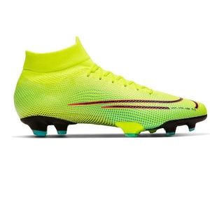 selling nike soccer cleats